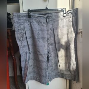 NOBO Men's Plaid Gray Shorts